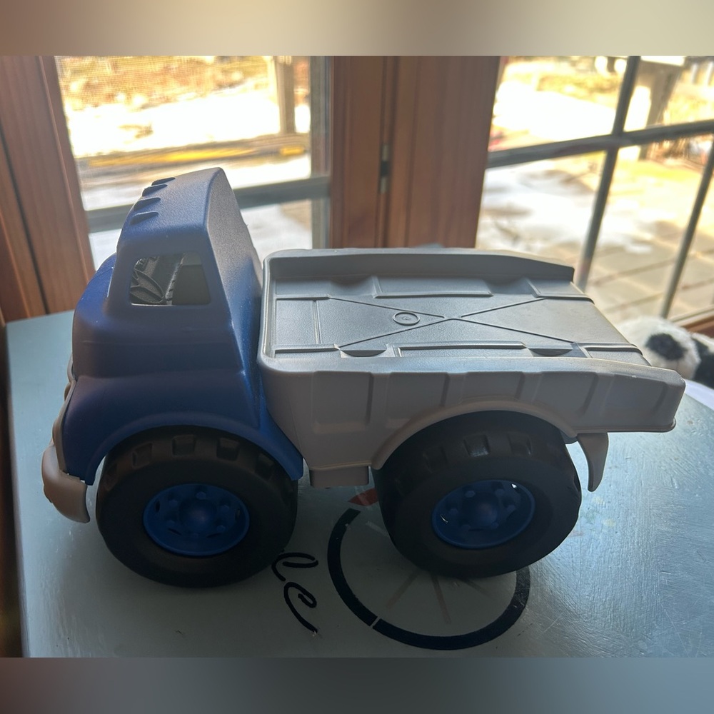 Truck - Green toys